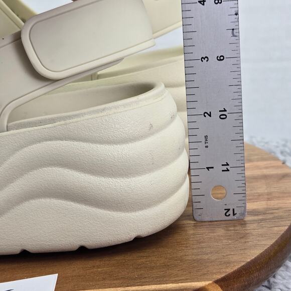 Crocs Skyline White Vanilla Double Strap Ankle Y2K Platform Square Toe Sandals - Picture 2 of 16
